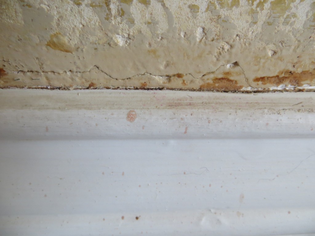 Wall/baseboard joint